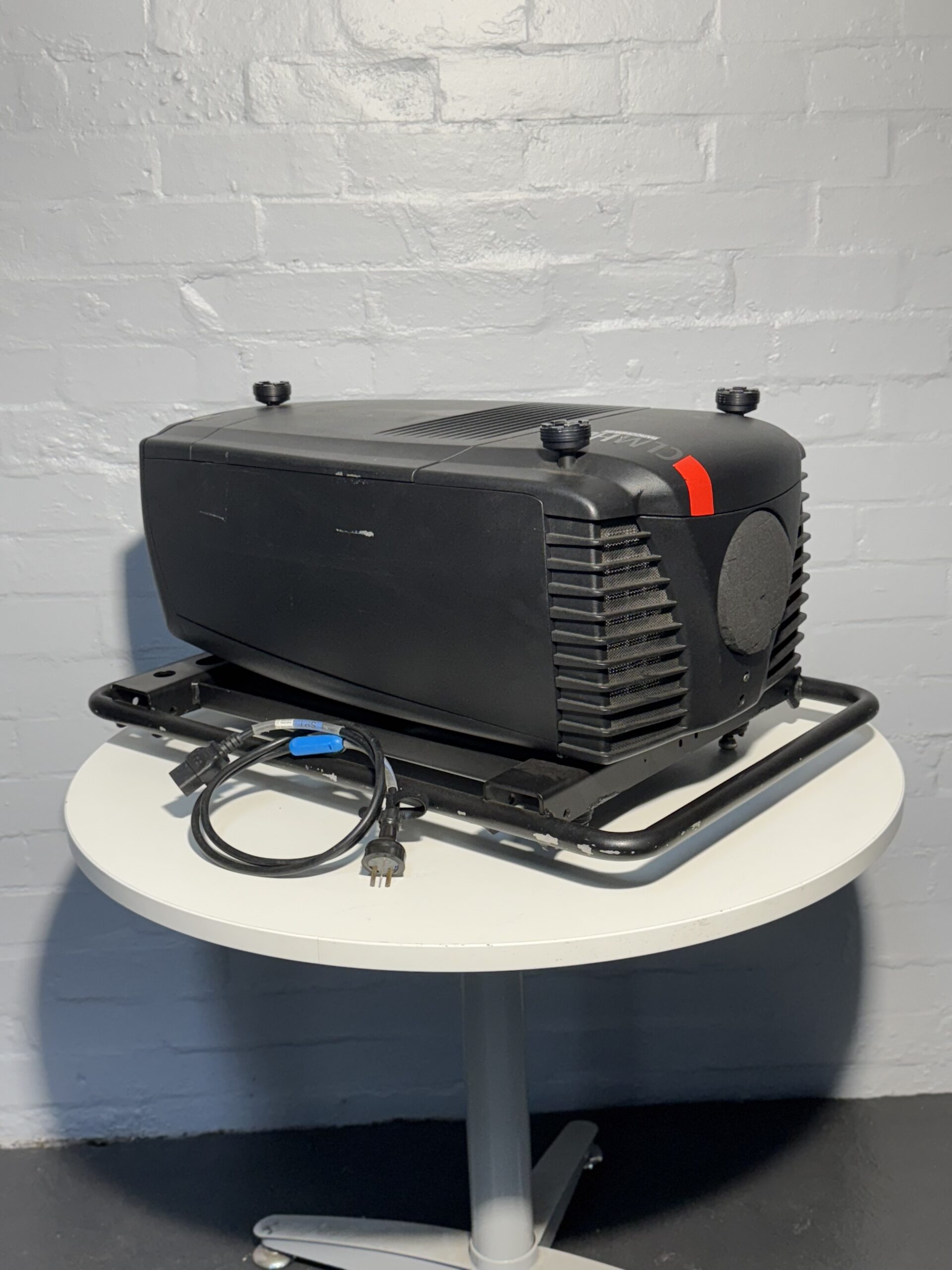 Barco HD8 Package - Image 6